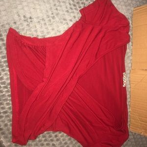 Very soft worn a few times I got it from the thrift store